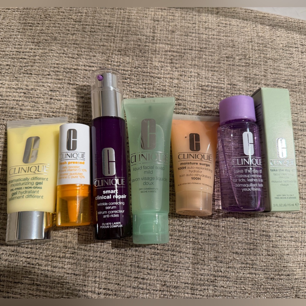 Clinique Skincare Bundle Set – All New Samples